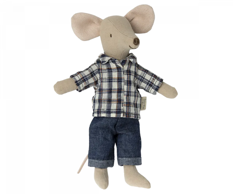 Clothes for Dad Mouse