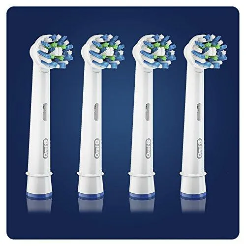 Oral-B CrossAction Toothbrush Heads Pack of 4