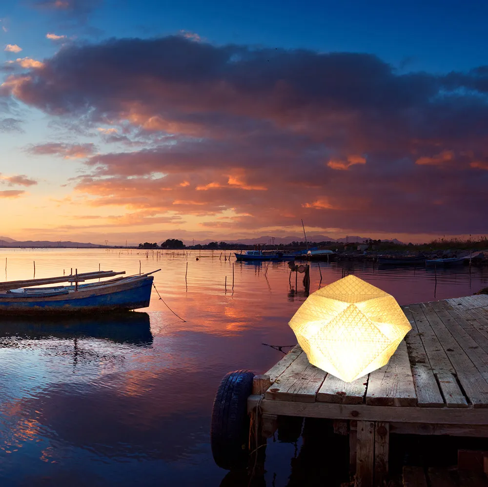 Solar-Powered Light   Power Bank: Solar QWNN