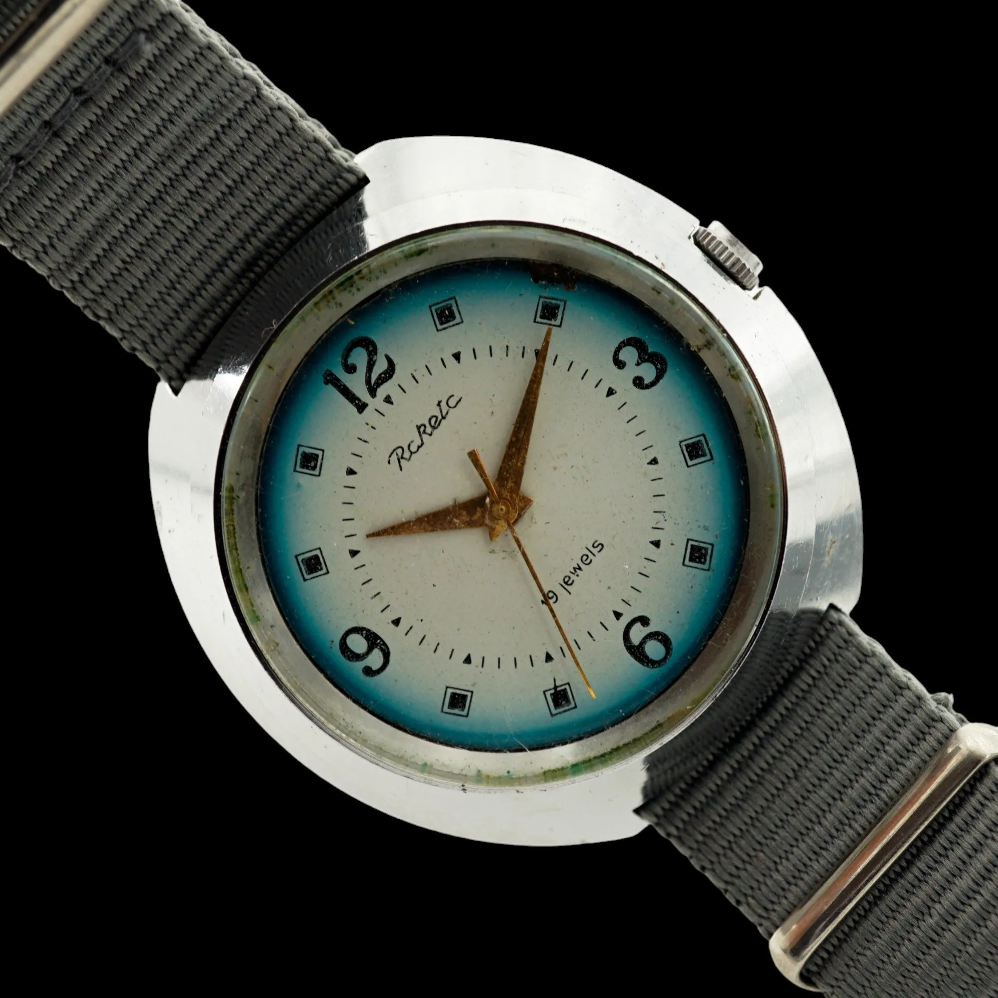 Vintage mechanical watch Raketa 2609 shokproof wristwatch